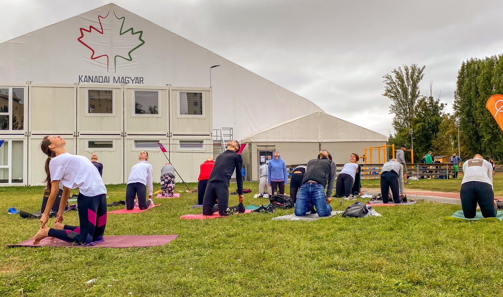 Yoga teacher guiding a group at Mondiali Sport Fest
